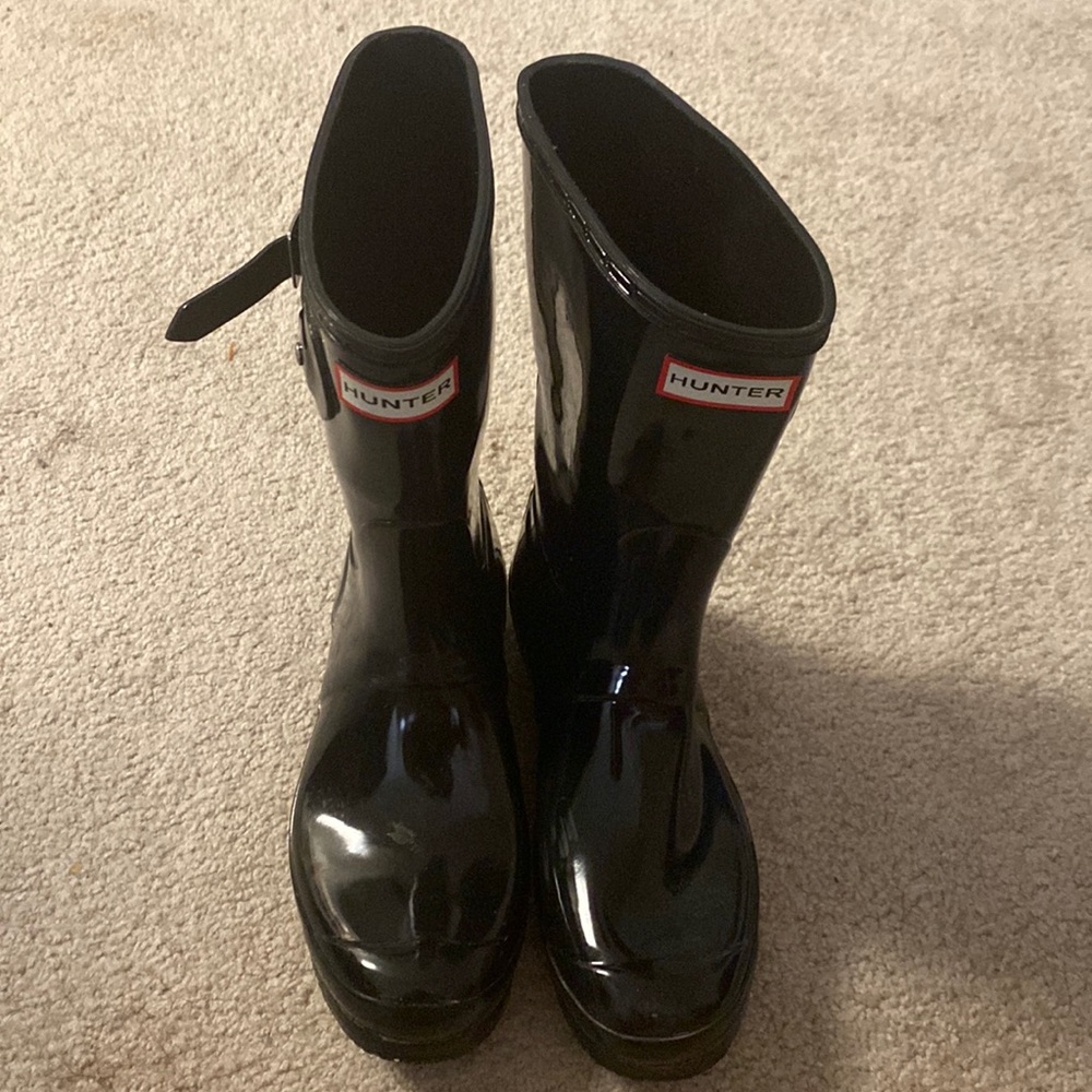 USED Hunter Women's Original Short Glossy Rain Boots (Size 8)
